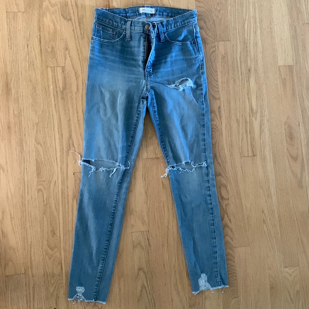 Madewell 9” high rise skinny. Size 28